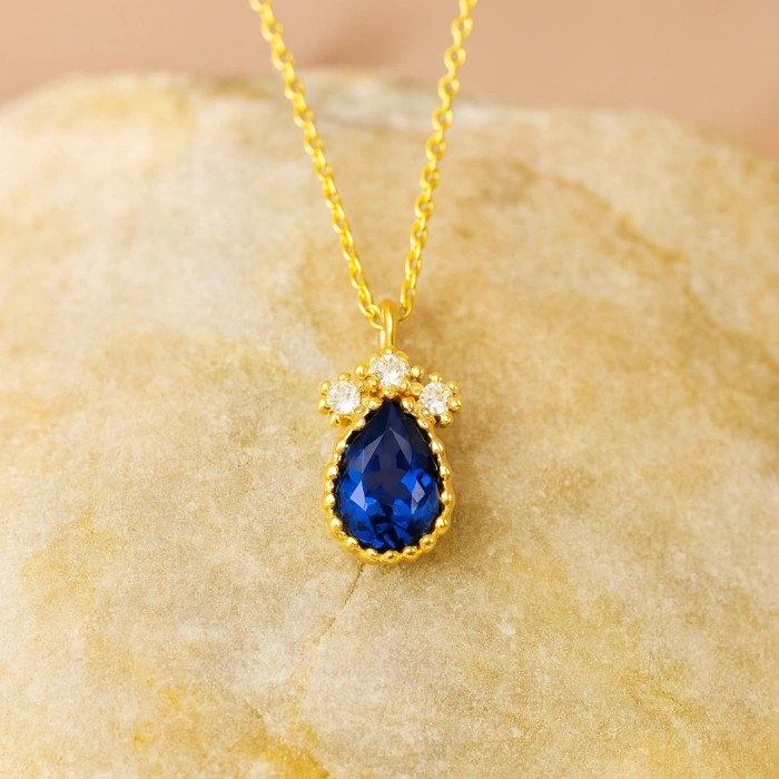 14 Ayar Altın Mavi Safir Damla Kolye