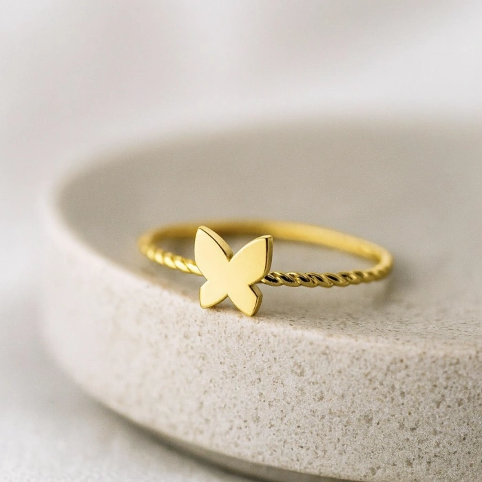 14 Ayar Altın Minik Kelebek Sarmal Yüzük