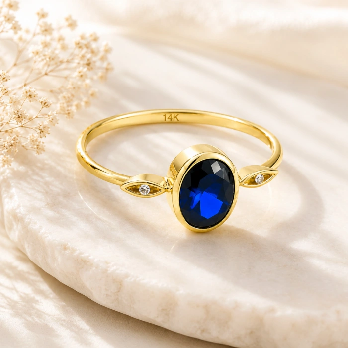 14 Ayar Altın Oval Kesim Safir Yüzük
