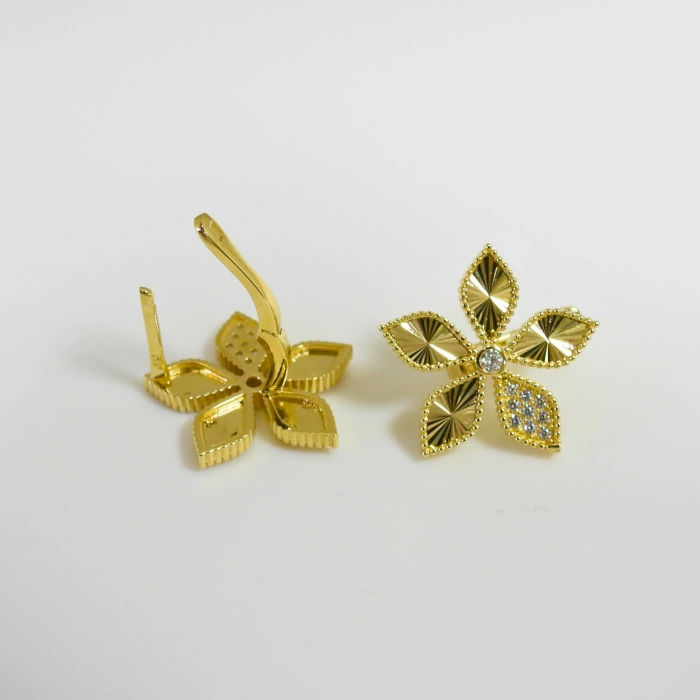 14 Ayar Altın Papatya Tasarım Takı Seti