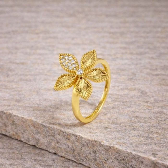 14 Ayar Altın Papatya Tasarım Takı Seti