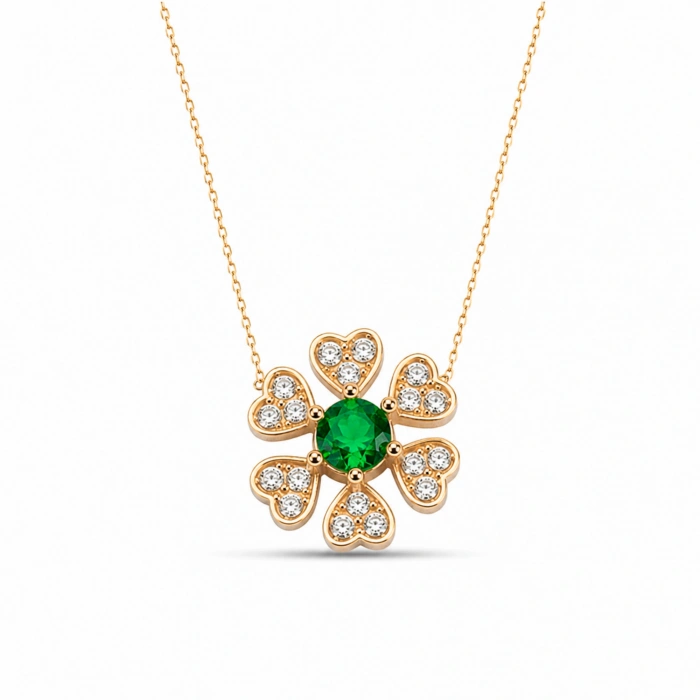 14 Ayar Altın Kalp Detaylı Zümrüt Yonca Kolye