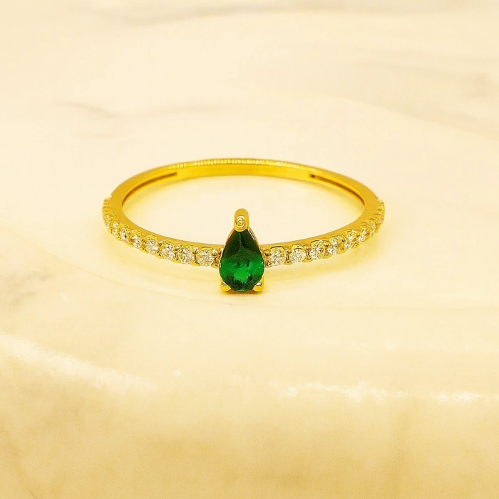 14K Solid Gold Green Emerald Minimal Ring