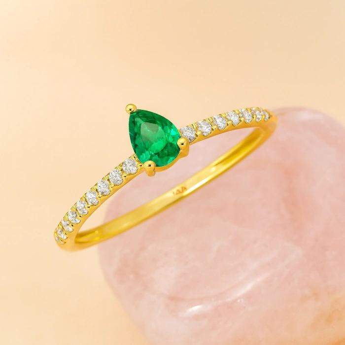 14K Solid Gold Green Emerald Minimal Ring