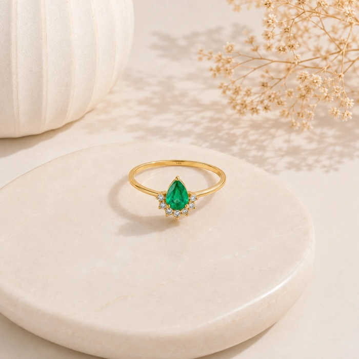 14K Solid Gold Green Emerald Ring