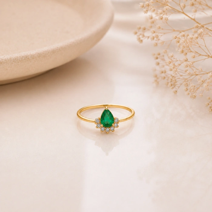 14K Solid Gold Green Emerald Ring