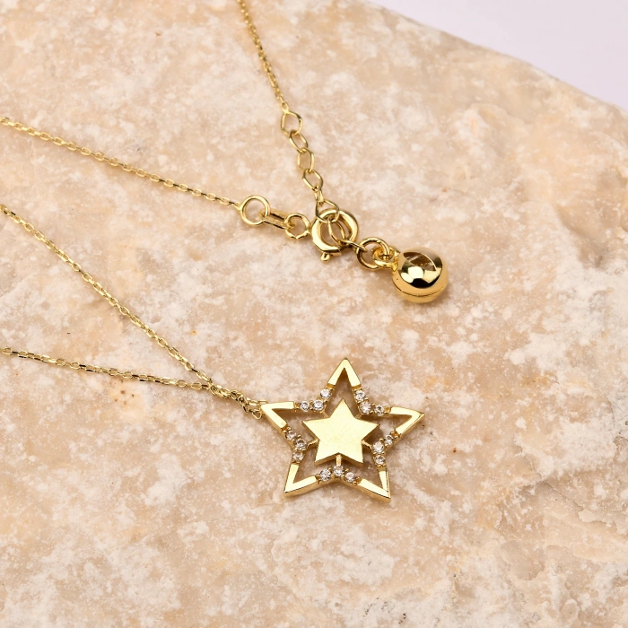 14K Gold Star Necklace, Elegant Gold Star Necklace for Women