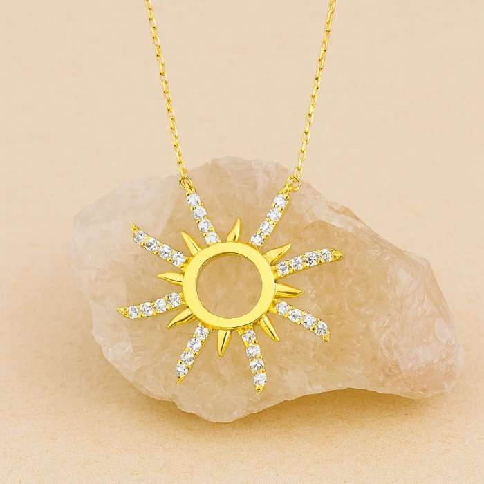 14 Ayar Altın Zarif Güneş Kolye