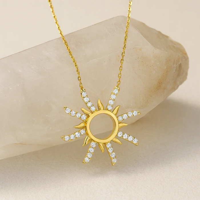 14 Ayar Altın Zarif Güneş Kolye
