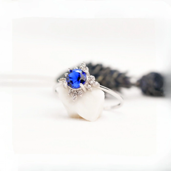 14K Gold North Star Sapphire Ring