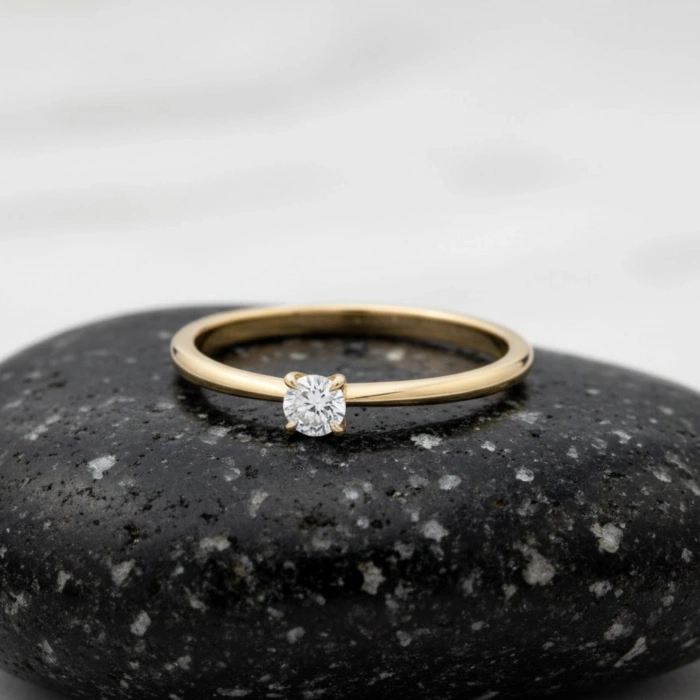 0.10 Karat Minimal Tektaş Pırlanta Yüzük