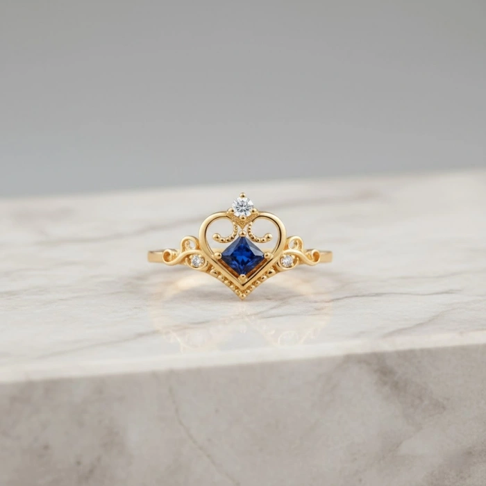 0.30 Karat Kraliçe Tacı Mavi Safir Pırlanta Yüzük