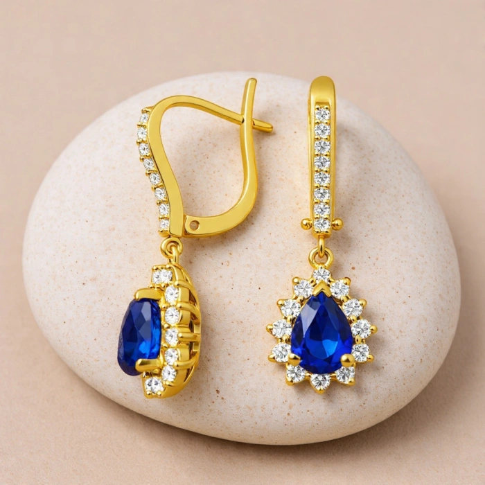 1.98 Karat Damla Kesim Safir Pırlanta Küpe