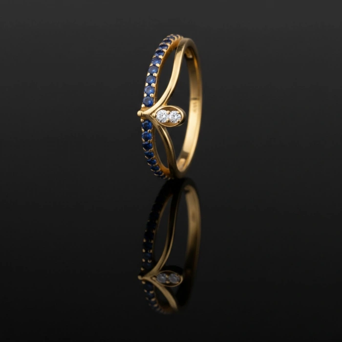 0.27 Karat Kraliçe Tacı Mavi Safir Pırlanta Yüzük