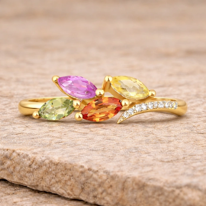 0.73 Karat Pırlanta Markiz Kesim Yüzük, Doğal Renkli Taşlı Yüzük