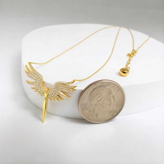 14 Ayar Altın Melek Kolye – Zarif Peri ve Anlamlı Tasarım