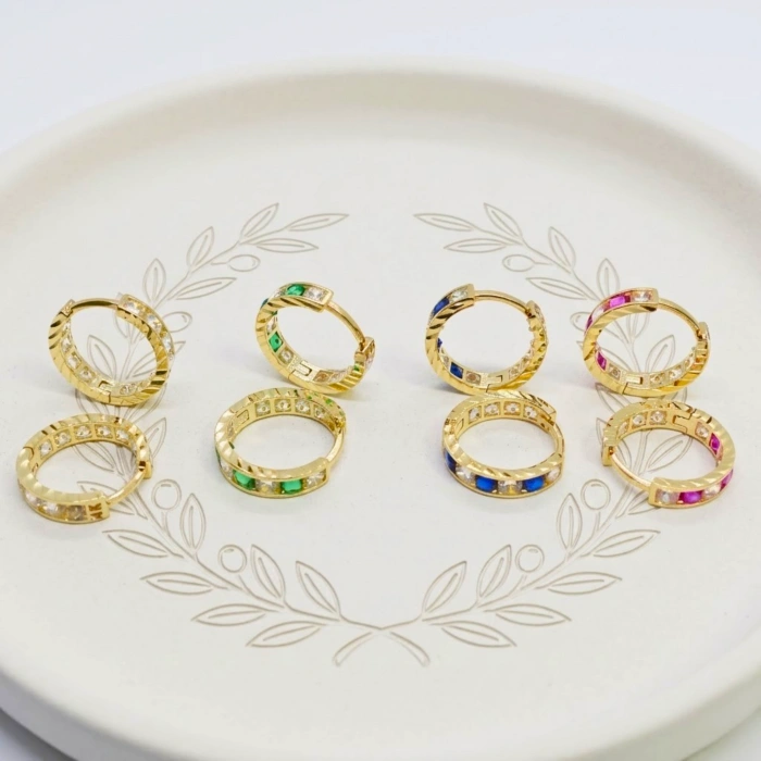 14 Ayar Altın Renkli Taşlı Halka Küpe