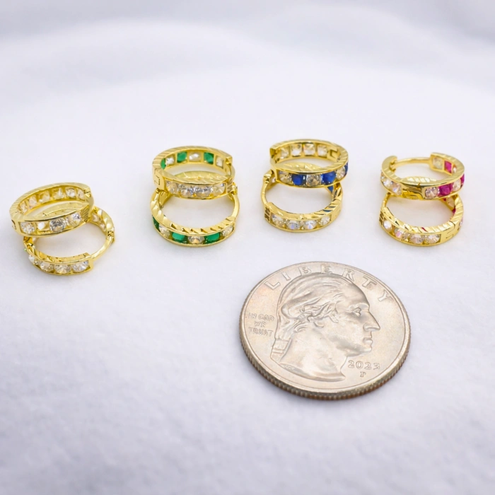 14 Ayar Altın Renkli Taşlı Halka Küpe