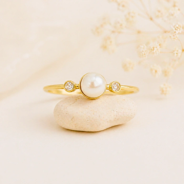 14K Gold Solitaire Pearl Ring