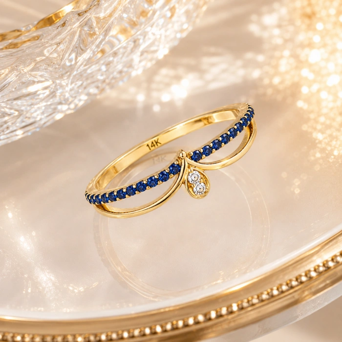 0.27 Karat Kraliçe Tacı Mavi Safir Pırlanta Yüzük