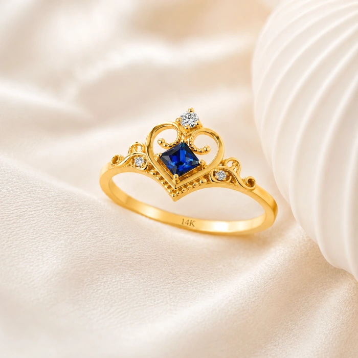 0.30 Karat Kraliçe Tacı Mavi Safir Pırlanta Yüzük