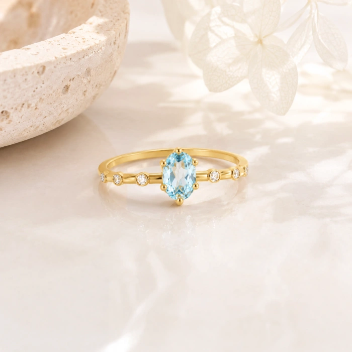 0.35 Karat Mavi Topaz Pırlanta Yüzük, Minimal Altın Yüzük