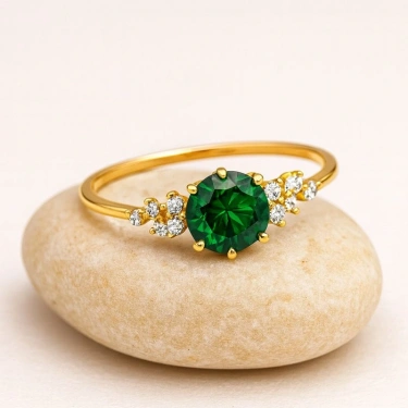 14 Ayar Altın Minimal Zümrüt Yüzük