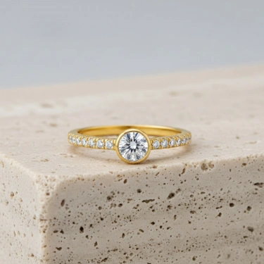 0.30 Karat Pırlanta Yarım Tur Tektaş Yüzük