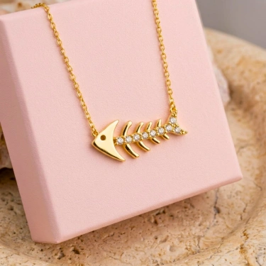14 Ayar Altın Balık Kolye – Zarif ve Minimalist Balık Kılçığı Tasarımı