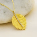 14 Ayar Altın Yaprak Kolye