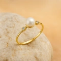 14K Gold Minimal Pearl Ring