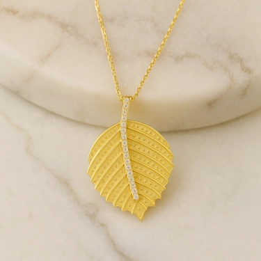 14 Ayar Altın Yaprak Kolye