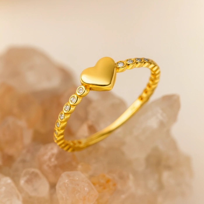 14 Ayar Altın Bezel Kalp Yüzük, Sonsuzluk Sıra Taşlı Yüzük