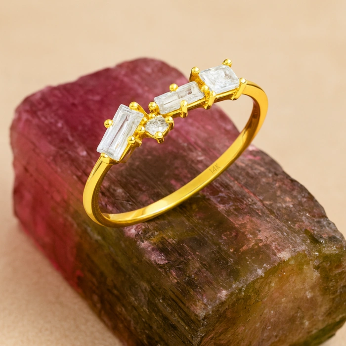 14 Ayar Altın Baget Yüzük, Minimalist Nişan Yüzüğü, Söz Yüzüğü, Yıldönümü Hediyesi