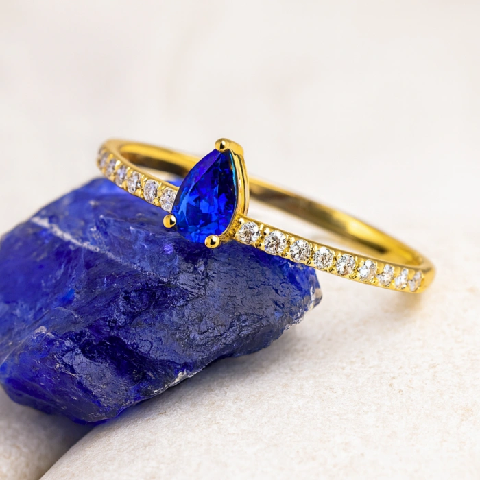 14K Gold Heart Ring, Infinity Ring, Midi Love Ring, Dainty Promise Eternity Band