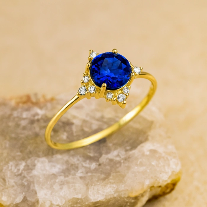 14K Gold North Star Sapphire Ring
