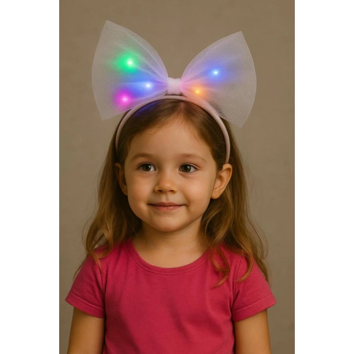 Çocuk Rengarenk Led Işıklı Fiyonk Şekilli Tül Parti Tacı Beyaz Renk 25x25 cm