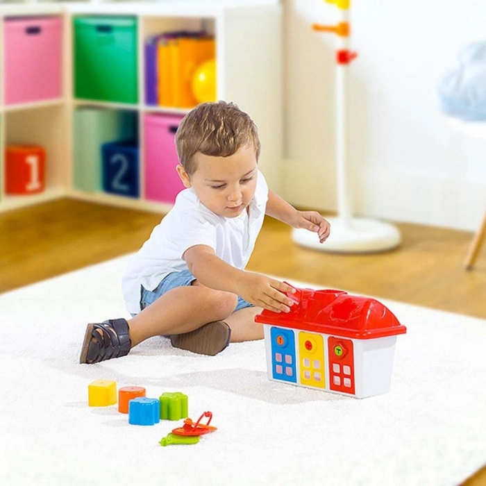 Çocuk Dolu Kilitli Mutlu Bultak Ev