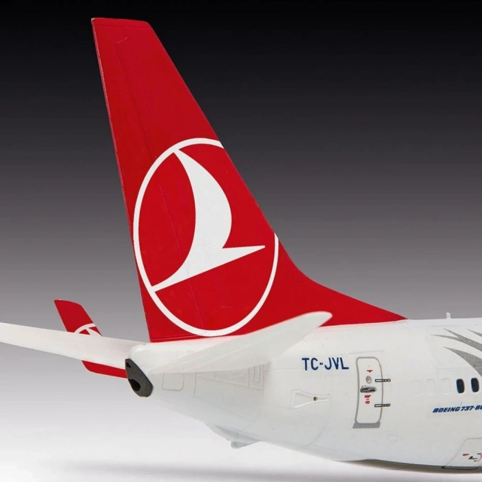 Eğitici Oyuncak 3772 Revell - Turkish Airlines Boeing 737-800 Maket Kiti