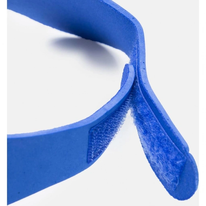 Bebek banyo siperi ile gözlere su kaçmasını önleyen konforlu banyo deneyimi sağlar