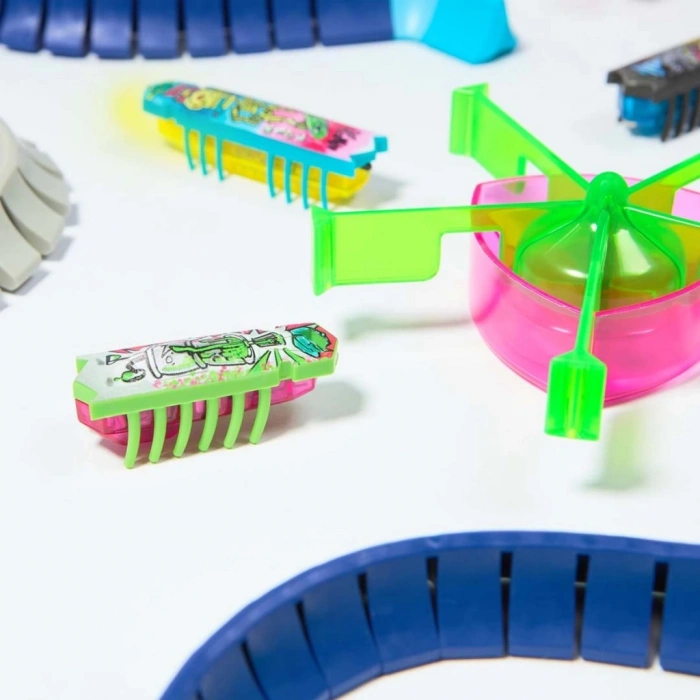 Çocuk HexBots Nanoland Başlangıç Oyun Seti