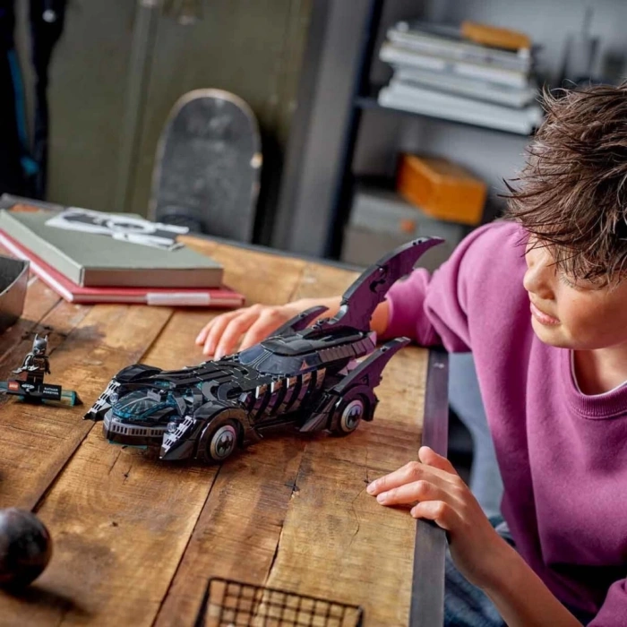 Eğitici Oyuncak LEGO DC Batman: Batman Forever Batmobile 76304