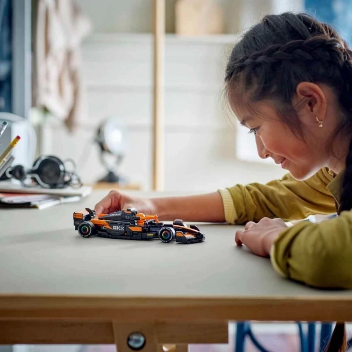 Eğitici Oyuncak  Speed Champions McLaren F1 Team MCL38 Yarış Arabası