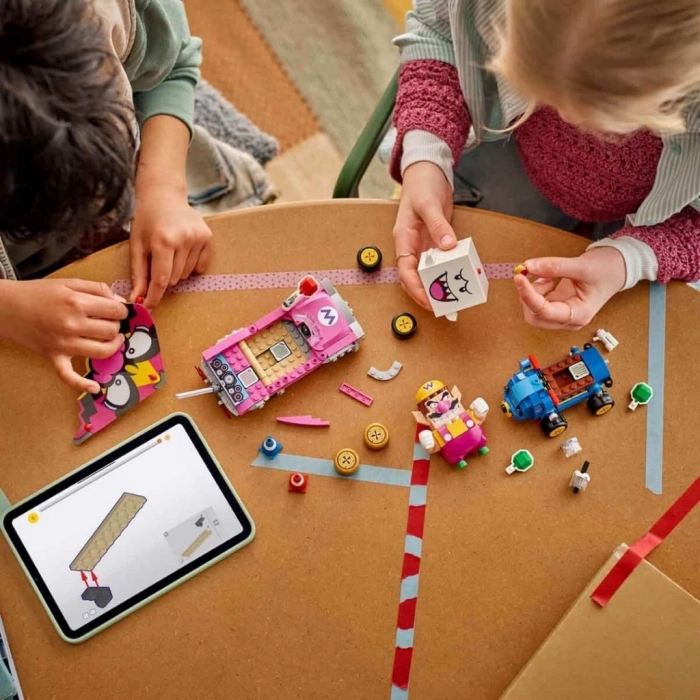 Eğitici Oyuncak LEGO Super Mario: Mario Kart – Wario ve King Boo 72038