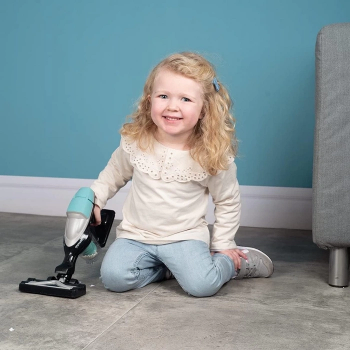 Çocuk Elektrikli Süpürge – Gerçekçi ve Eğlenceli Temizlik Seti