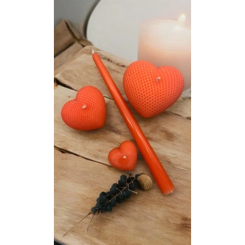 3Lü El Yapımı Kalp Şeklinde Dekoratif Mumlar – 1 Adet Şamdan Mum Hediye - Bakkal Mum