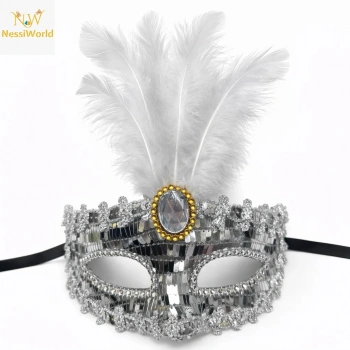 Lüks Gümüş Tüylü Taşlı Balo Maskesi