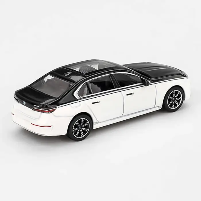 Mini GT 1/64 BMW i7 xDrive60 Alpine White / Black Sapphire MGT00959-BL