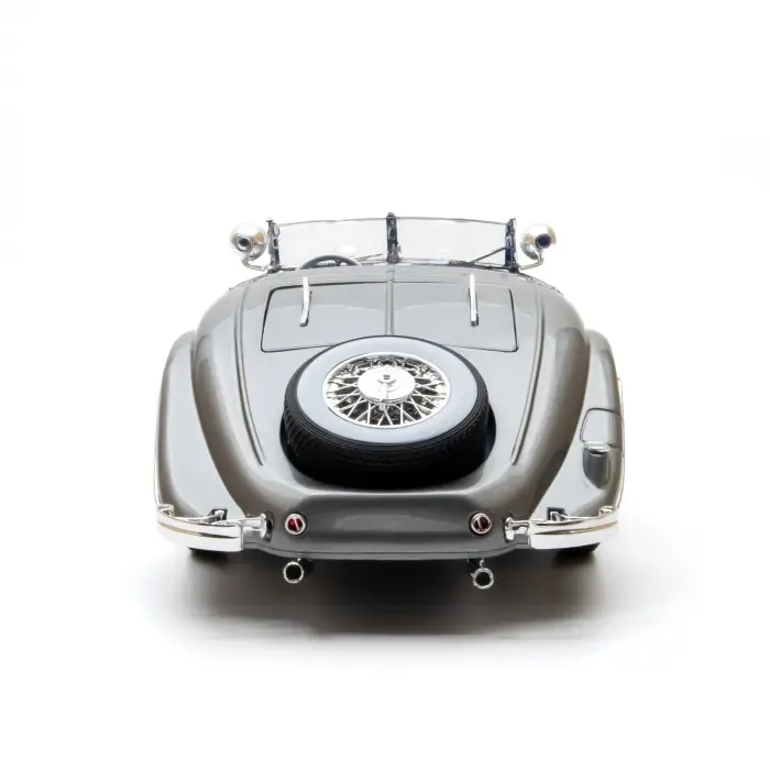 Maisto Premiere Edition 1:18 1936 Mercedes Benz 500 K Typ Specialroadster Gri - 36055
