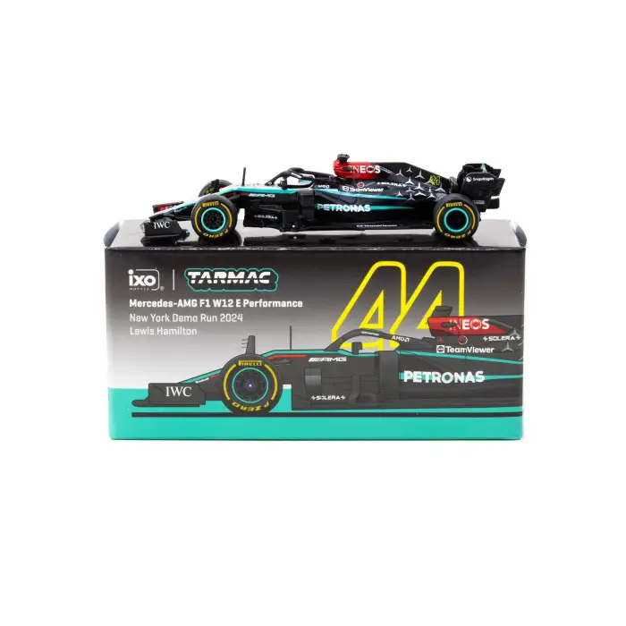 Tarmac Works 1/64 Mercedes-AMG F1 W12 E Performance New York Demo Run 2024 Lewis Hamilton - Tarmac Works X iXO Models GLOBAL64 T64G-F037-NY